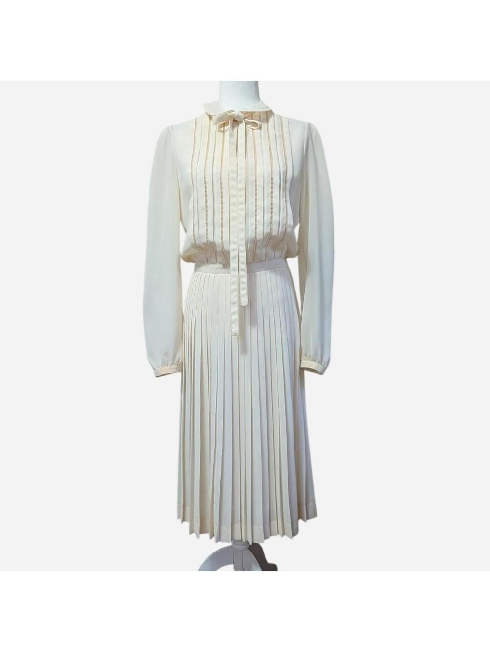 Elegant Vintage Cream Pleated Midi Dress with Tie Neck